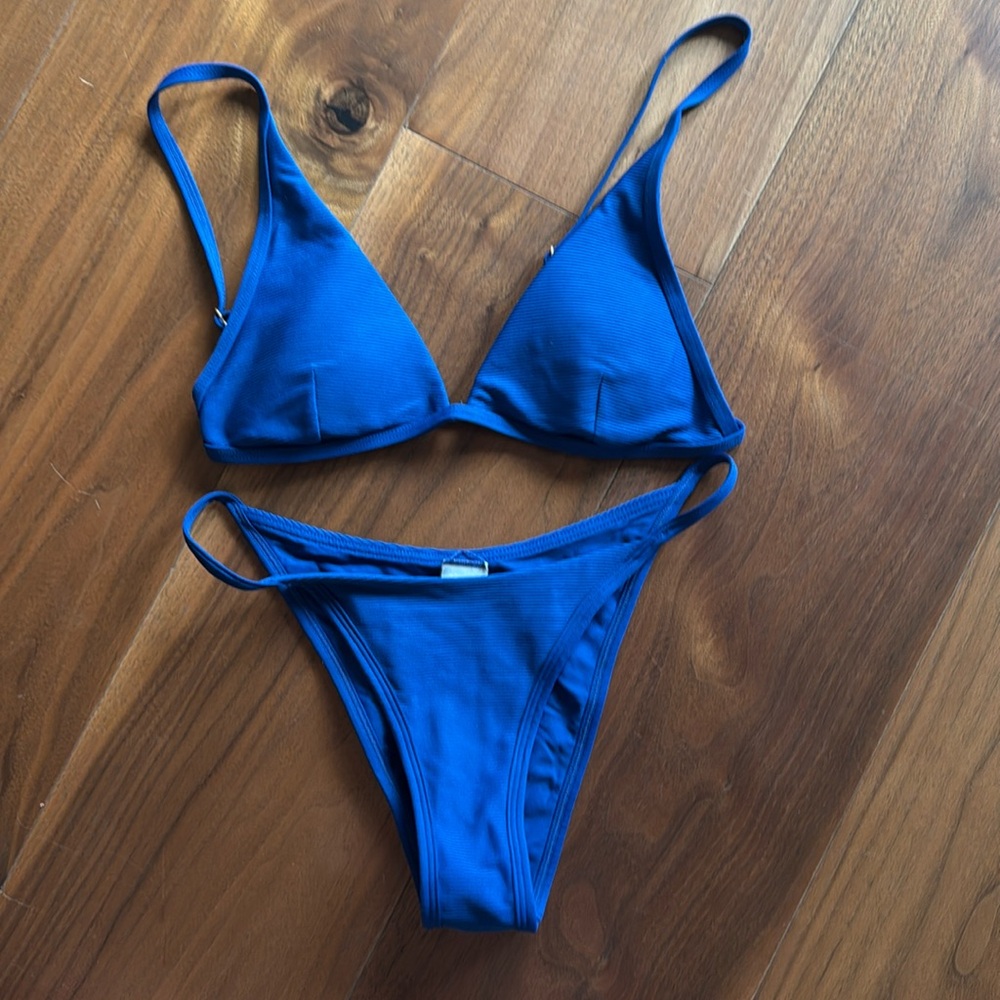 l*space Royal Blue Ribbed Triangle Bikini Set